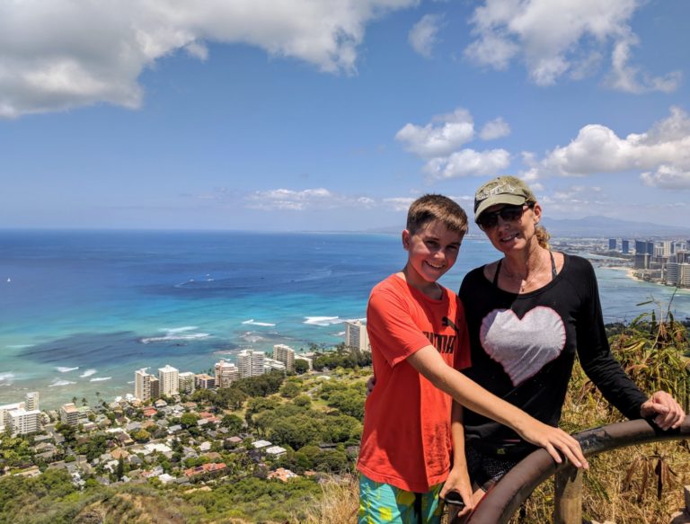 Family hike on Oahu